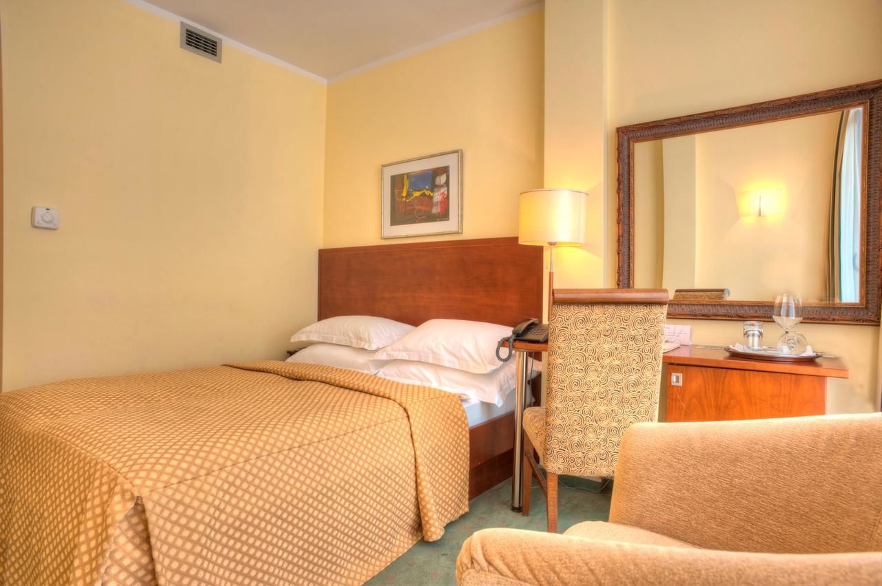 Отель Hotel Rivijera Петровац