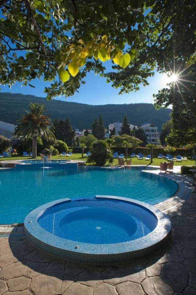 Отель Hotel Rivijera Петровац-24